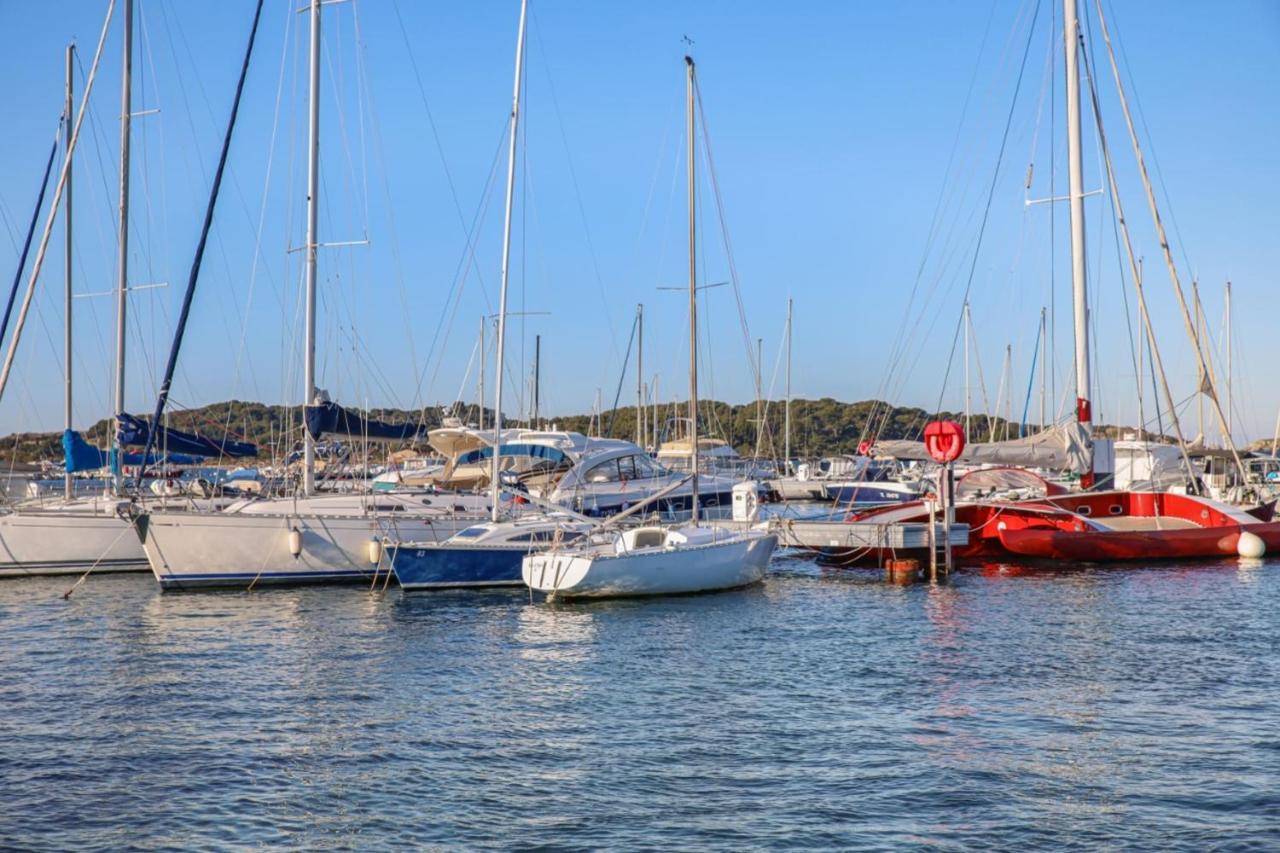 LUMINEUX et Joli 34 m avec TERRASSE - la MER Six-Fours-les-Plages Extérieur photo