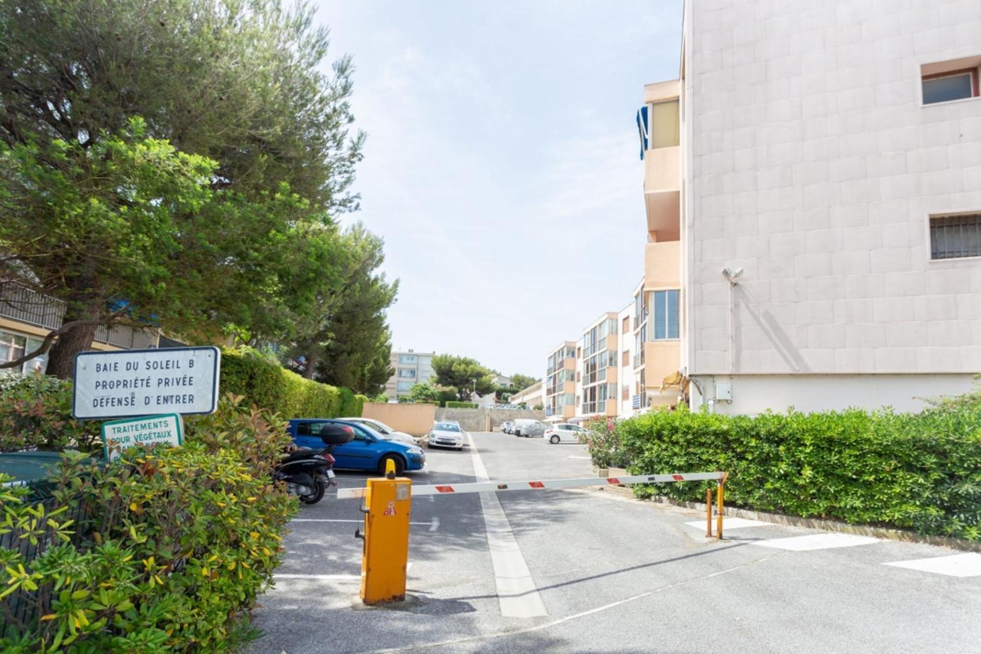 LUMINEUX et Joli 34 m avec TERRASSE - la MER Six-Fours-les-Plages Extérieur photo